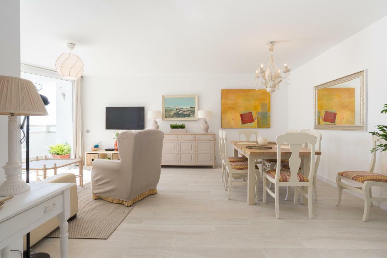 Tgh/ Marbella Beachfront And Center 외부 사진