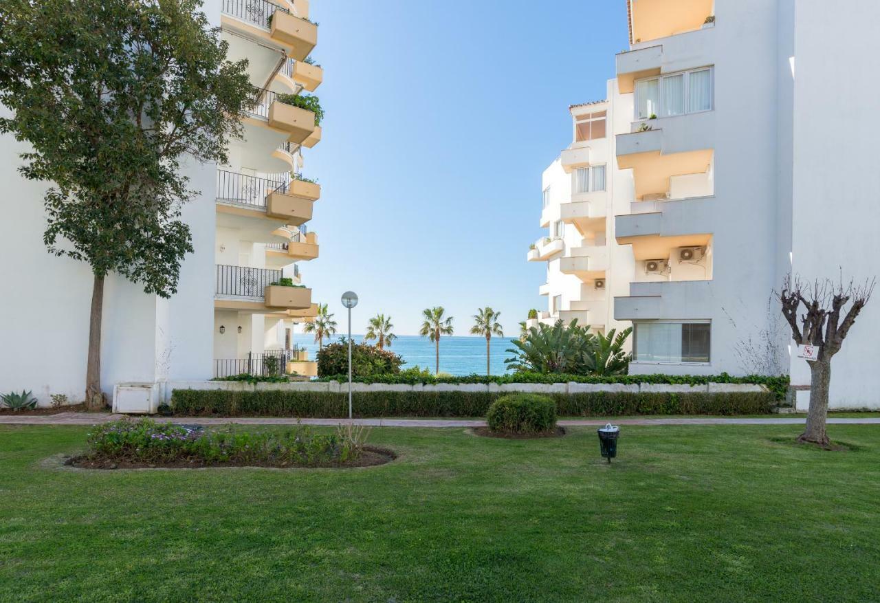 Tgh/ Marbella Beachfront And Center 외부 사진